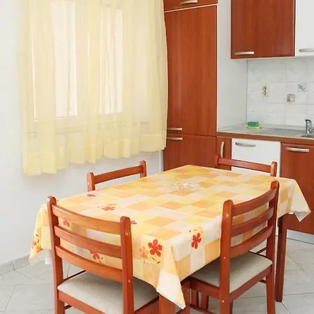 Sveta Nedilja 4610a